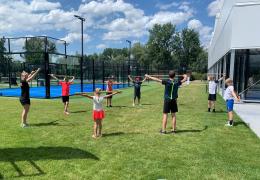 sportende kinderen op scholen
